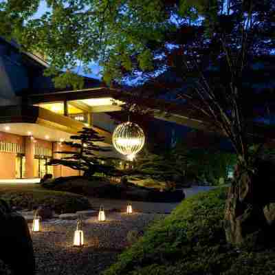 会津芦ノ牧温泉 丸峰観光ホテル Hotel Exterior