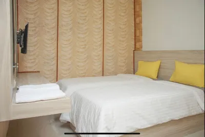 Kelapa Gading Guesthouse Hôtels à : Lolong Belanti