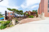 Samcheok South of Sun Pension