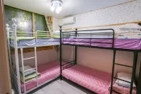 Tongyeong Gangguan Guest House - Hostels
