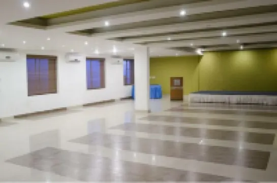 Hotel Viceroy Comforts, Mysore