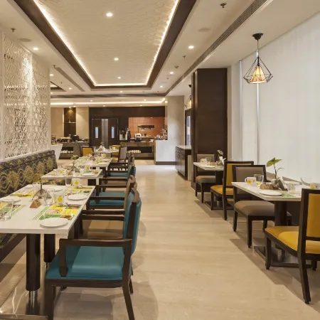 Lemon Tree Hotel Lucknow