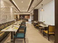 Lemon Tree Hotel Lucknow Hotels in Lucknow