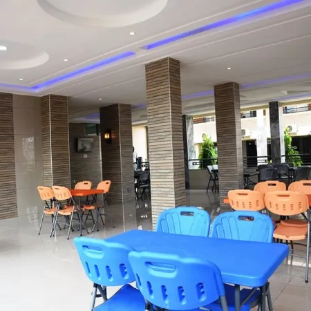 Saatof Hotel and Suites