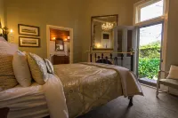 Heytesbury House Hotels in Terang