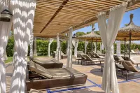 THB El Cid - Adults Only - parking