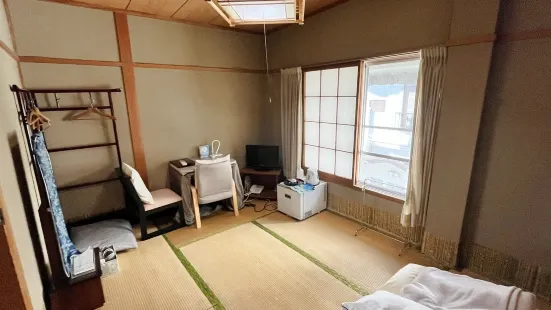 Shiroyama Ryokan