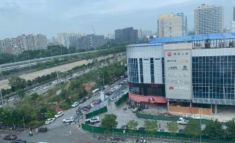 Orange Hotel (Beijing Shuangqiao Subway Station Wanda Square Branch)