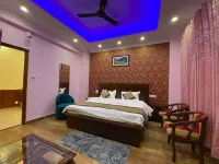Hotel Ojas فنادق في Barog