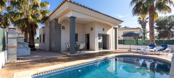 Gaviota 9 Hotels in Deltebre
