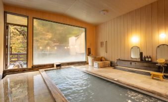 Shirahone Onsen Tsuruya Ryokan