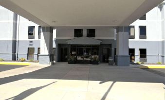 Super 8 by Wyndham Crossville TN