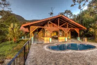 Arenal Waterfall Lodge - piscina