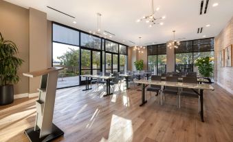 Home2 Suites by Hilton Anaheim Resort