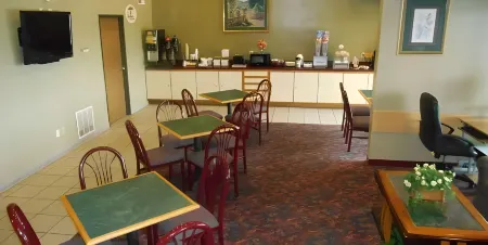 AmeriStay Inn St Joseph