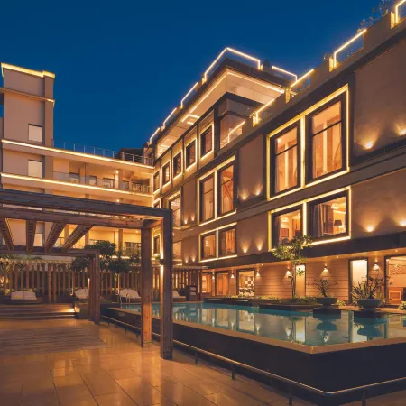 Ramada by Wyndham Varanasi Katesar