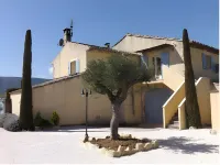 Mas Dansavan Chambres d'hôtes Hotels in Cabrieres-d'Avignon