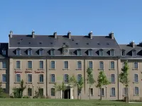 Vacancéole - le Duguesclin Hotels in Dinan