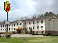 Super 8 by Wyndham Fayetteville Hotels in Washington County