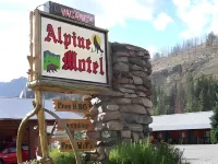 Alpine Motel of Cooke City فنادق في Cooke City