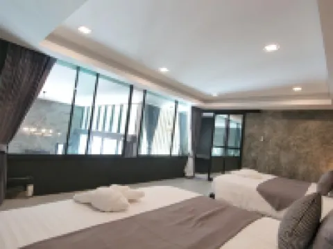 บ้านเจ้าไหม บีชเฮ้าส์ (Baan Chao Mai Beach House) โรงแรมในอำเภอ กันตัง