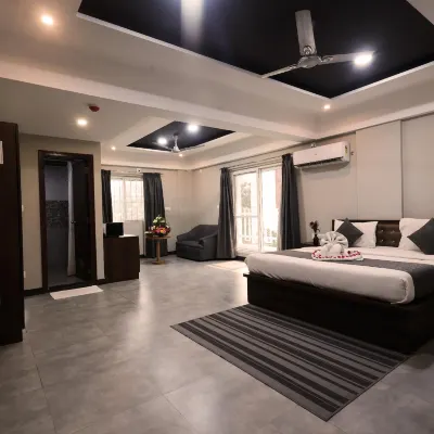 Royale Sapphire Suites Whitefield Main Road, KR Puram - Outer Ring Road Hotels near مركز في آر بنغالور للتسوق