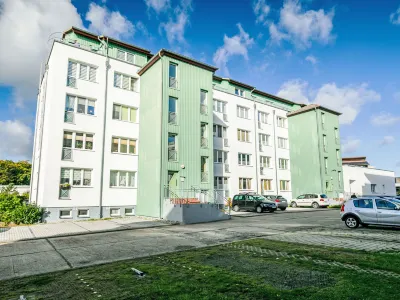 Karsten Campingplatz Pommernland 주변 호텔