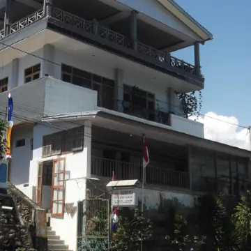Sunrise Hotel Labuan Bajo