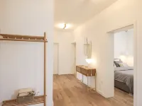 Grota Hotels in Opcina Jasenice