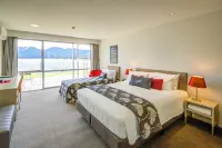 Marakura Deluxe Motel