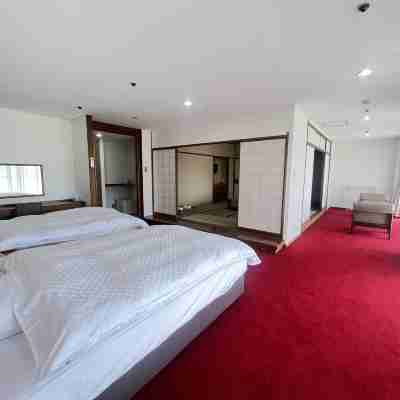 ホテル レイクサイド入鹿 Rooms