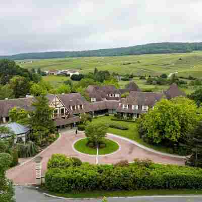 Hostellerie Briqueterie & Spa • Champagne Hotel Exterior