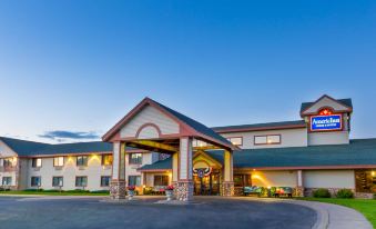 AmericInn by Wyndham Hutchinson