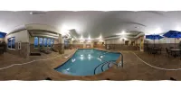 Holiday Inn Express WASHINGTON CH JEFFERSONVILLE S by IHG - Swimmingpools