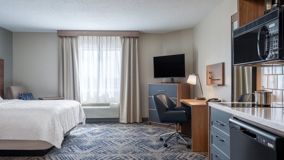 Candlewood Suites ROCKFORD by IHG