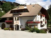 Molaris Lodge Các khách sạn gần Parrocchia Maranza
