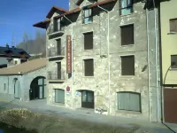 Tierra Boutique, Tierra Suites y Tierra Valles Apartamentos Hotels in Alto Gállego