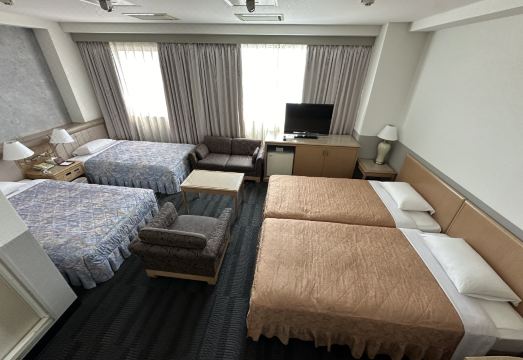 우라야스 보포트 호텔 로비