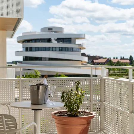 voco BEAUNE – CITÉ DES VINS by IHG