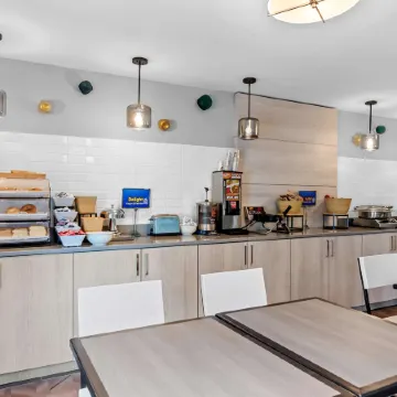 Days Inn by Wyndham Doswell at the Park