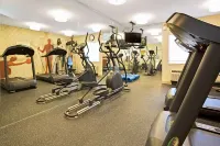 MainStay Suites Cincinnati Blue Ash - Gym