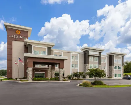 La Quinta Inn & Suites by Wyndham Cullman Hotels in Cullman