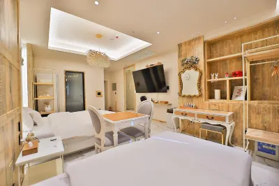 Daegu February Hotel Lions Park Hotels in Тегу