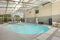 Comfort Inn South - Springfield - Pools