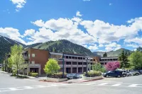 Hotel Ketchum Hotel dekat Carbonate Mountain Trailhead