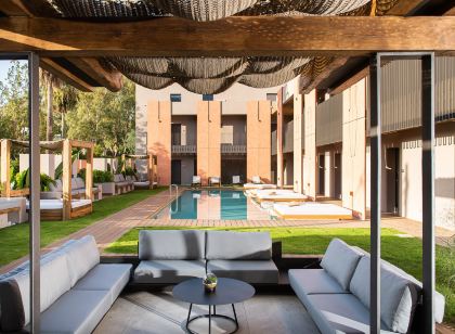 Pilot Amphora Boutique Hotel "Adults Only"