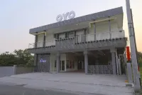 Garuda Guesthouse Yogyakarta RedPartner Hotell i Sardonoharjo