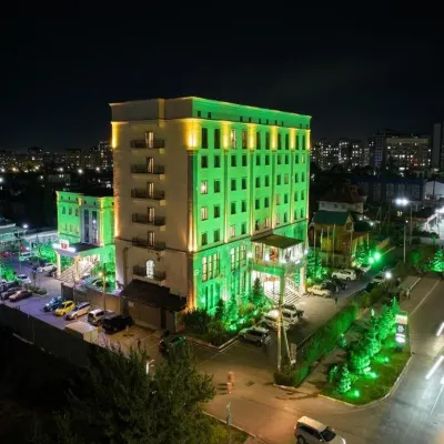 Garden Hotel & Spa Hotels near Sky Park