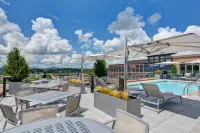 Hampton Inn & Suites Nashville Downtown Capitol View - Rooftop Pools