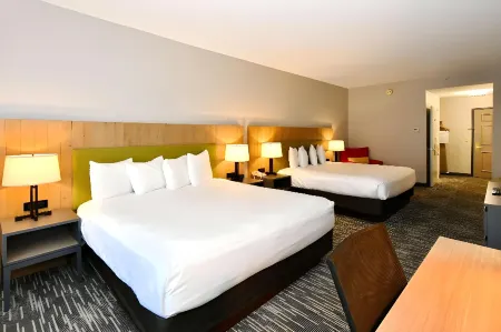 Country Inn & Suites by Radisson, Mount Morris, NY Отели в г. Ливингстон